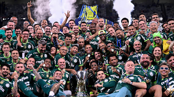 Palmeiras luta pelo tricampeonato brasileiro, algo que só aconteceu uma vez neste século, entre 2006 e 2008 Palmeiras luta pelo tricampeonato brasileiro, algo que só aconteceu uma vez neste século, entre 2006 e 2008