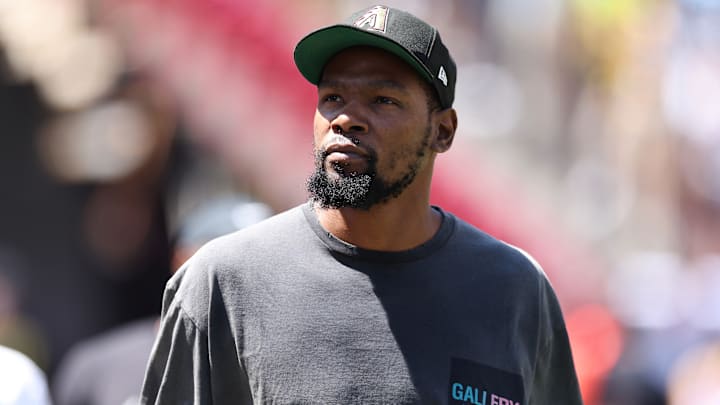 Kevin Durant volvió a coincidir con Neymar Jr. pero ahora en el show de Travis Scott