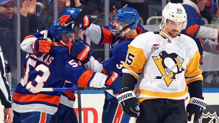 Pittsburgh Penguins v New York Islanders