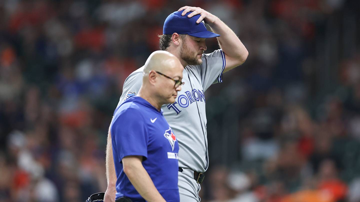 Blue Jays Injury News: Arrighetti suffers injury during rehab, things don't look good for Yesavage