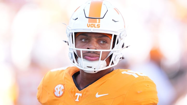 Tennessee running back DeSean Bishop (18) before a college football game between Tennessee and Mississippi State at Davis Wade Stadium in Starkville, Miss., on Sept. 27, 2025. Tennessee running back DeSean Bishop (18) before a college football game between Tennessee and Mississippi State at Davis Wade Stadium in Starkville, Miss., on Sept. 27, 2025.