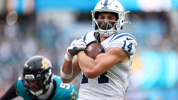 Oct 6, 2024; Jacksonville, Florida, USA; Indianapolis Colts wide receiver Alec Pierce (14) scores a touchdown against the Jacksonville Jaguars in the fourth quarter at EverBank Stadium. Mandatory Credit: Nathan Ray Seebeck-Imagn Images Oct 6, 2024; Jacksonville, Florida, USA; Indianapolis Colts wide receiver Alec Pierce (14) scores a touchdown against the Jacksonville Jaguars in the fourth quarter at EverBank Stadium. Mandatory Credit: Nathan Ray Seebeck-Imagn Images