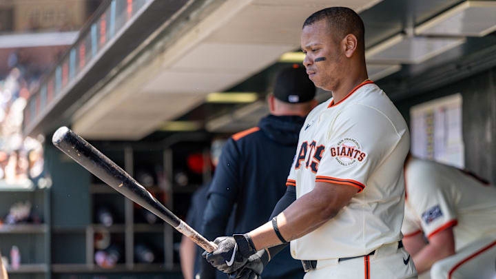 Jun 19, 2025; San Francisco, California, USA; San Francisco Giants infielder Rafael Devers (16) gets ready to bat during the first inning against the Cleveland Guardians at Oracle Park. Mandatory Credit: Bob Kupbens-Imagn Images Jun 19, 2025; San Francisco, California, USA; San Francisco Giants infielder Rafael Devers (16) gets ready to bat during the first inning against the Cleveland Guardians at Oracle Park. Mandatory Credit: Bob Kupbens-Imagn Images