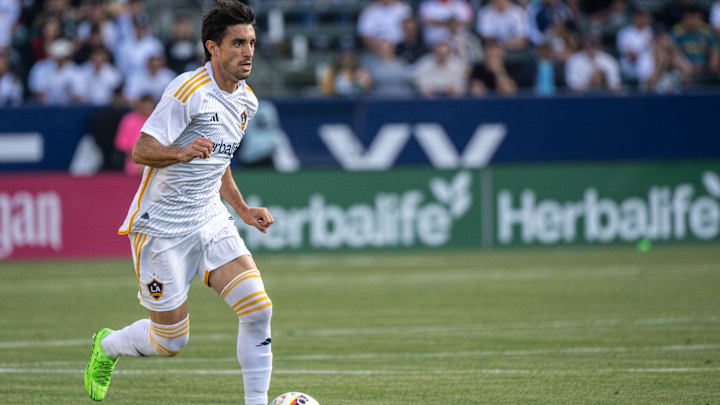 San Jose Earthquakes v Los Angeles Galaxy