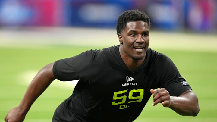 Feb 27, 2025; Indianapolis, IN, USA; Tennessee defensive lineman James Pearce (DL59) participates in drills during the 2025 NFL Combine at Lucas Oil Stadium. Mandatory Credit: Kirby Lee-Imagn Images