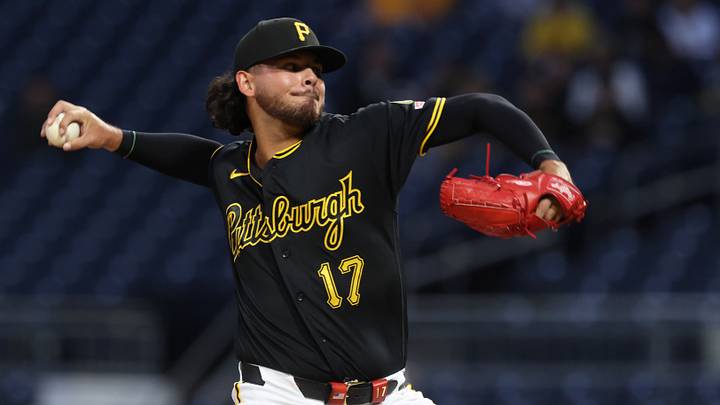 Sep 22, 2026; Pittsburgh, Pennsylvania, USA; Pittsburgh Pirates starting pitcher Jared Jones (17) delivers a pitch against the St. Louis Cardinals during the first inning at PNC Park. Mandatory Credit: Charles LeClaire-Imagn Images Sep 22, 2026; Pittsburgh, Pennsylvania, USA; Pittsburgh Pirates starting pitcher Jared Jones (17) delivers a pitch against the St. Louis Cardinals during the first inning at PNC Park. Mandatory Credit: Charles LeClaire-Imagn Images
