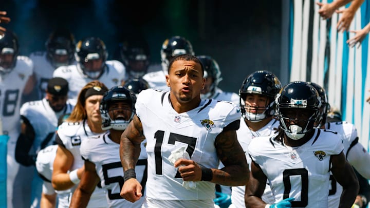 Sep 24, 2023; Jacksonville, Florida, USA; Jacksonville Jaguars tight end Evan Engram (17).