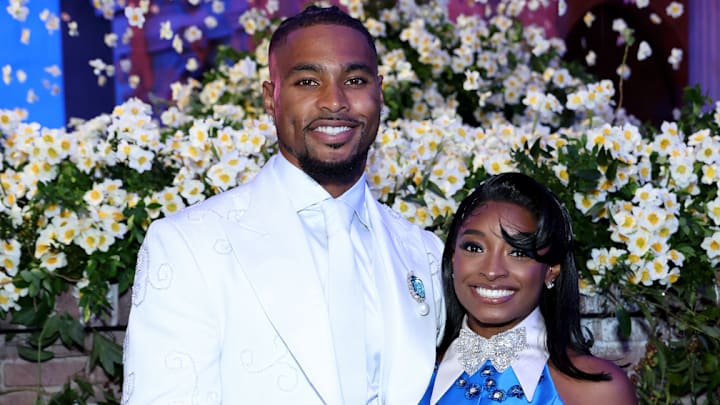 Jonathan Owens and Simone Biles