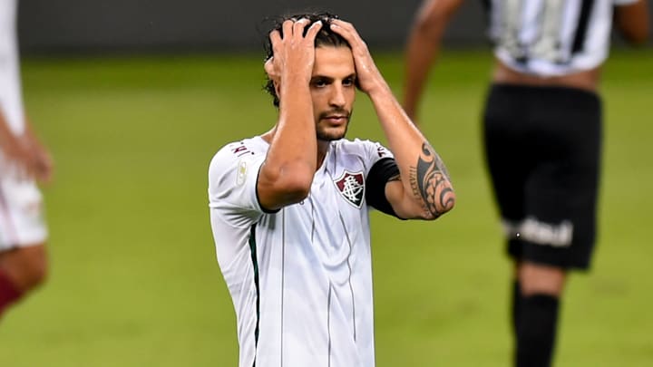 Hudson não deveria permanecer no Fluminense