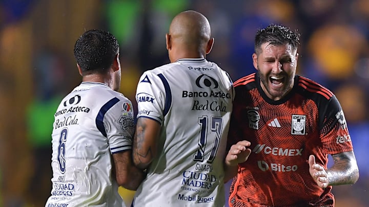 Tigres UANL v Puebla - Torneo Apertura 2024 Liga MX