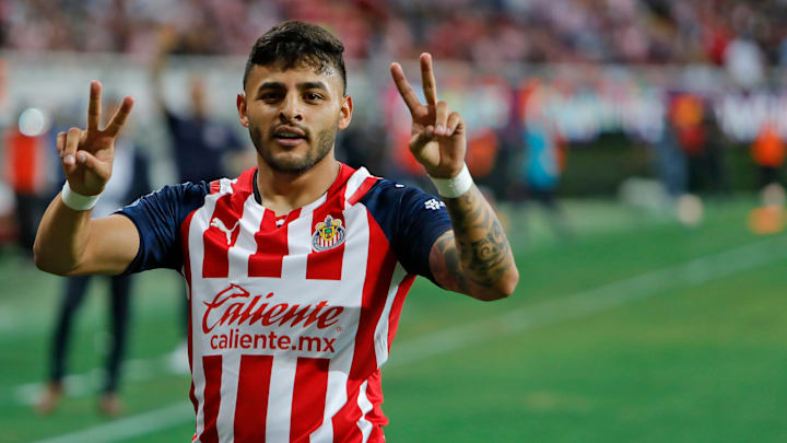 Alexis Vega volvió a marcar con Chivas