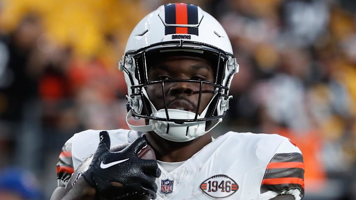 Sep 18, 2023; Pittsburgh, Pennsylvania, USA;  Cleveland Browns running back Jerome Ford (34) Mandatory Credit: Charles LeClaire-Imagn Images