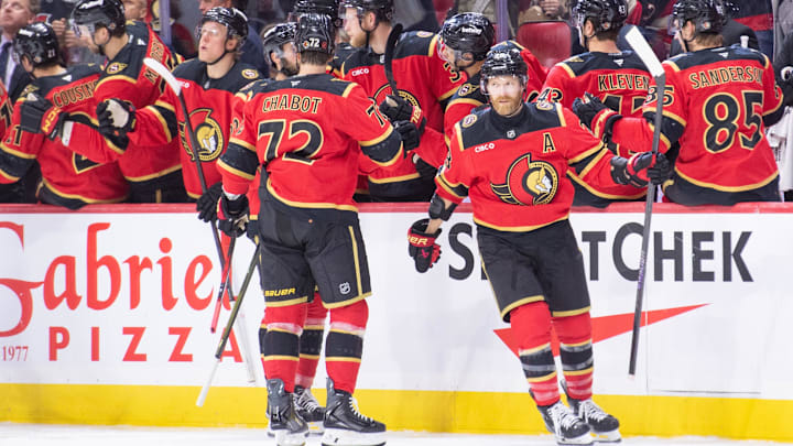 Oct 27, 2025; Ottawa, Ontario, CAN; Ottawa Senators right wing Claude Giroux (28) celebrates with teammates after scoring a in the second period against the Boston Bruins in the second period at the Canadian Tire Centre. Mandatory Credit: Marc DesRosiers-IMAGN Images Oct 27, 2025; Ottawa, Ontario, CAN; Ottawa Senators right wing Claude Giroux (28) celebrates with teammates after scoring a in the second period against the Boston Bruins in the second period at the Canadian Tire Centre. Mandatory Credit: Marc DesRosiers-IMAGN Images