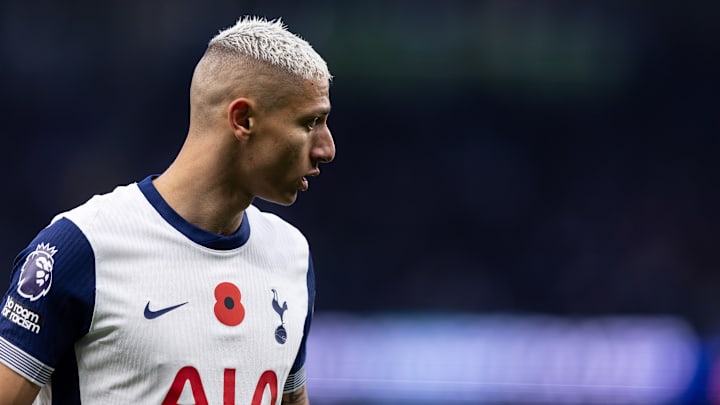 Tottenham Hotspur FC v Aston Villa FC - Premier League