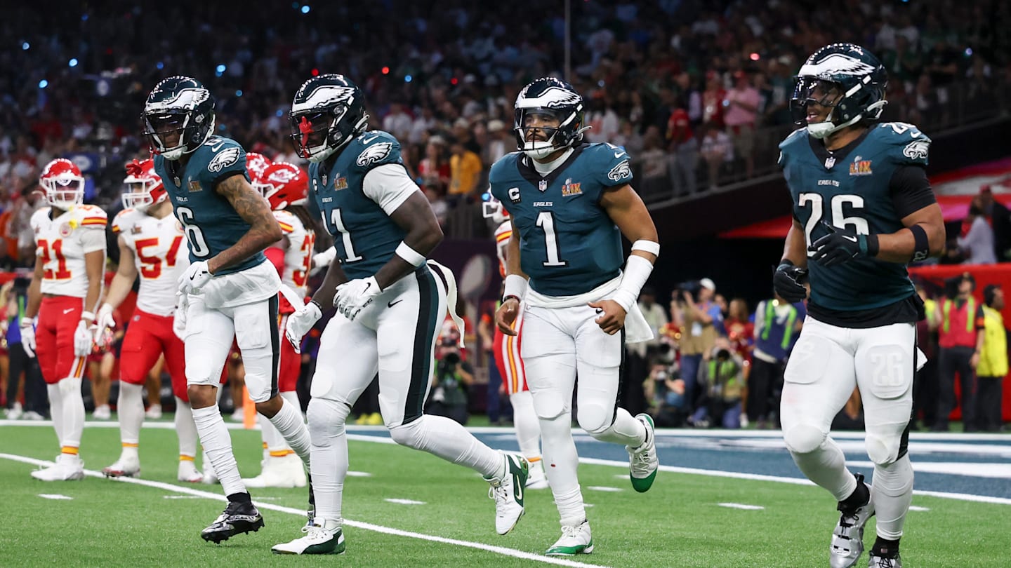 Eagles' biggest roster hole shows they are one injury away from disaster