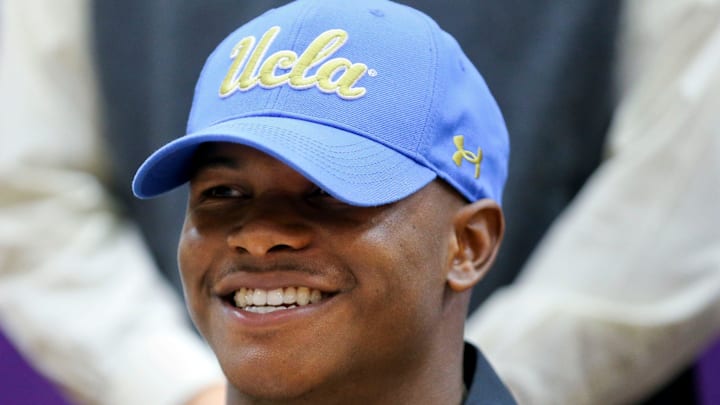 Bibb County High running back Deshun Murrell selected UCLA in his signing ceremony at the school Friday morning, Dec. 18, 2020, at the high school in Centreville. [Staff Photo/Gary Cosby Jr]

Deshun Murrell Signing Ceremony