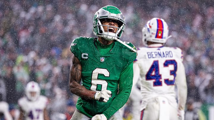 Philadelphia Eagles wide receiver DeVonta Smith (6).