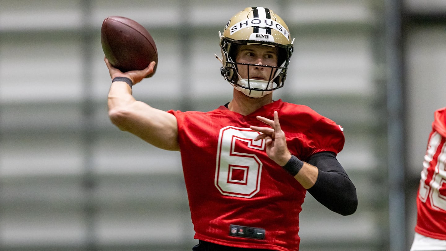 Tyler Shough favorite to replace Derek Carr after multiple ‘Oh My God’ moments