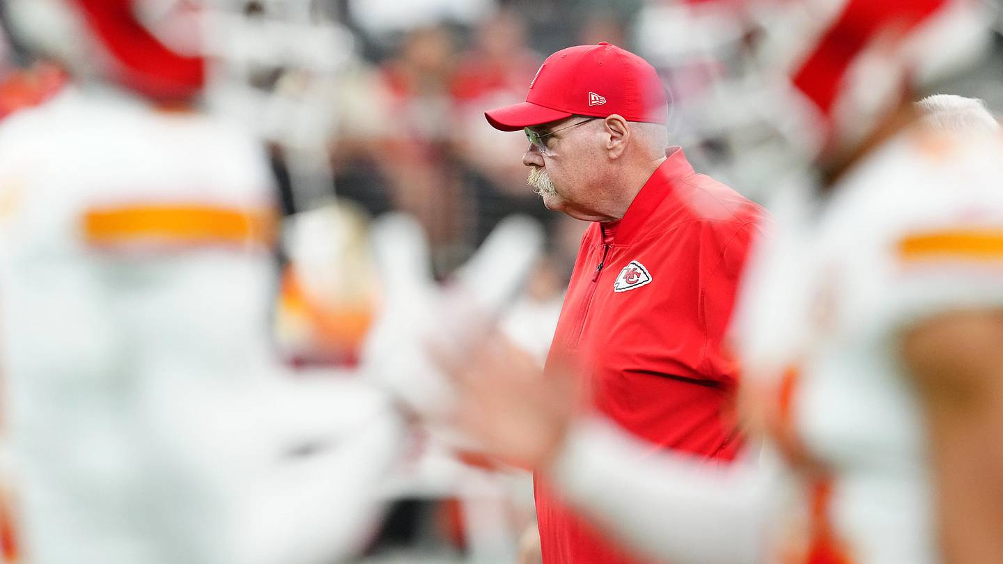 Andy Reid's final season? NFL insiders make bold predictions for 2026