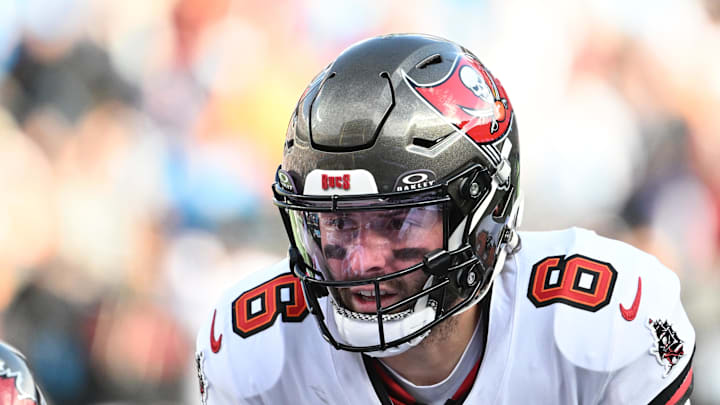Tampa Bay Buccaneers quarterback Baker Mayfield (6) at the line of scrimmage in the third quarter at Bank of America Stadium. 