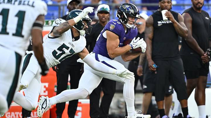 Aug 15, 2026; Baltimore, Maryland, USA; Baltimore Ravens tight end Matt Hibner (88) catches a pass in front of Philadelphia Eagles defensive end A.J. Epenesa (57) in the first quarter at M&T Bank Stadium. Mandatory Credit: Jamie Sabau-Imagn Images Aug 15, 2026; Baltimore, Maryland, USA; Baltimore Ravens tight end Matt Hibner (88) catches a pass in front of Philadelphia Eagles defensive end A.J. Epenesa (57) in the first quarter at M&T Bank Stadium. Mandatory Credit: Jamie Sabau-Imagn Images