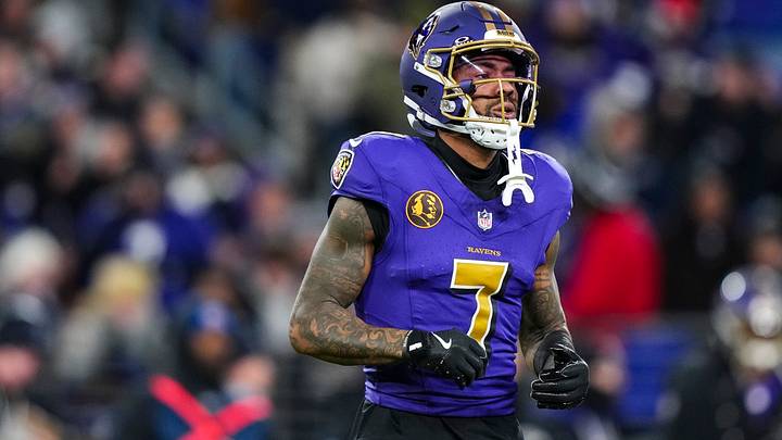 The New Orleans Saints are desperate; they shouldn't be Chase Claypool desperate though.