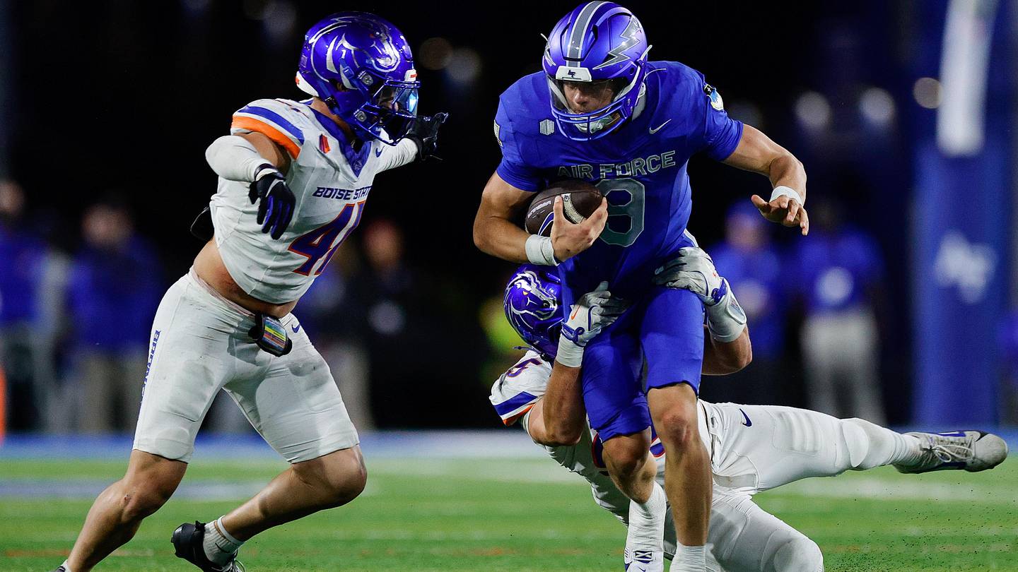 Former walk-on leads the way in Boise State’s linebacker room