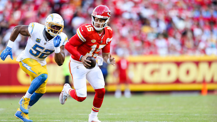 Los Angeles Chargers v Kansas City Chiefs