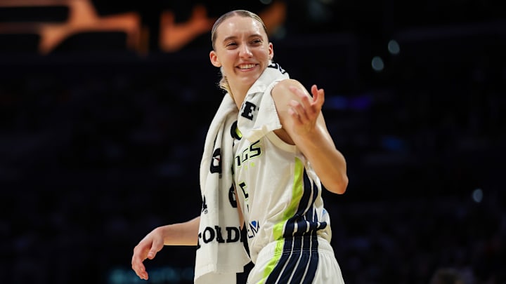Dallas Wings v Los Angeles Sparks