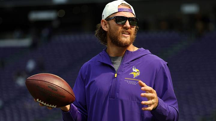 Veteran TE T.J. Hockenson is one of several Vikings who need strong 2026 performances to secure their future in Minnesota. Veteran TE T.J. Hockenson is one of several Vikings who need strong 2026 performances to secure their future in Minnesota.