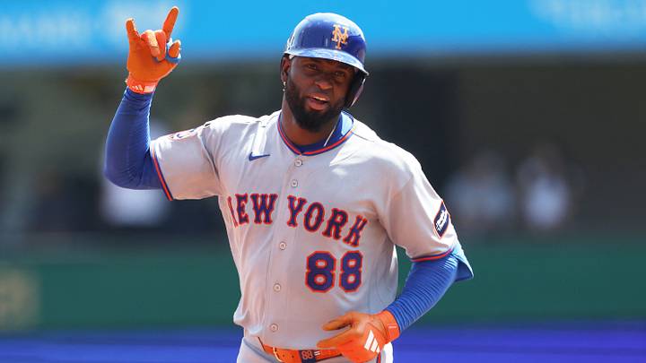 New York Mets center fielder Luis Robert Jr. New York Mets center fielder Luis Robert Jr.