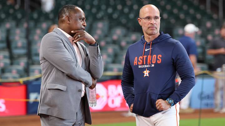 May 29, 2026; Houston, Texas, USA; Houston Astros general manager Dana Brown (left) talks with manager Joe Espada before the game against the Milwaukee Brewers at Daikin Park. Mandatory Credit: Troy Taormina-Imagn Images May 29, 2026; Houston, Texas, USA; Houston Astros general manager Dana Brown (left) talks with manager Joe Espada before the game against the Milwaukee Brewers at Daikin Park. Mandatory Credit: Troy Taormina-Imagn Images