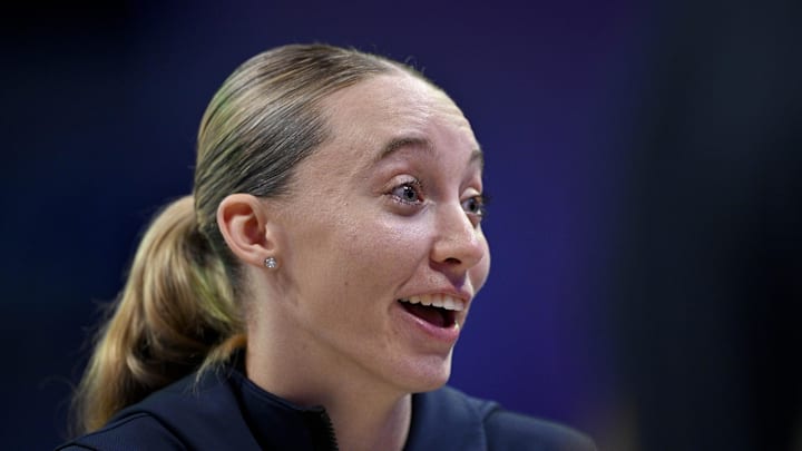 Aug 8, 2025; Arlington, Texas, USA; Dallas Wings guard Paige Bueckers (5) during the game between the Dallas Wings and the New York Liberty at College Park Center. Mandatory Credit: Jerome Miron-Imagn Images Aug 8, 2025; Arlington, Texas, USA; Dallas Wings guard Paige Bueckers (5) during the game between the Dallas Wings and the New York Liberty at College Park Center. Mandatory Credit: Jerome Miron-Imagn Images