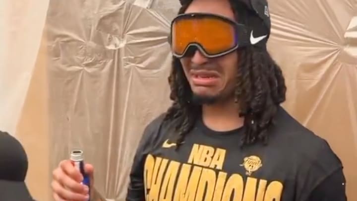 Jaylin Williams enjoys the Thunder's NBA title. 