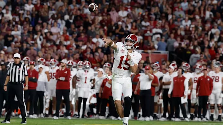 Alabama Quarterback Ty Simpson (15) throws the ball against South Carolina at Williams-Brice Stadium in Columbia, SC on Saturday, Oct 25, 2025.