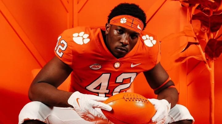 Former Clemson commit Isaiah Campbell on his Clemson visit.