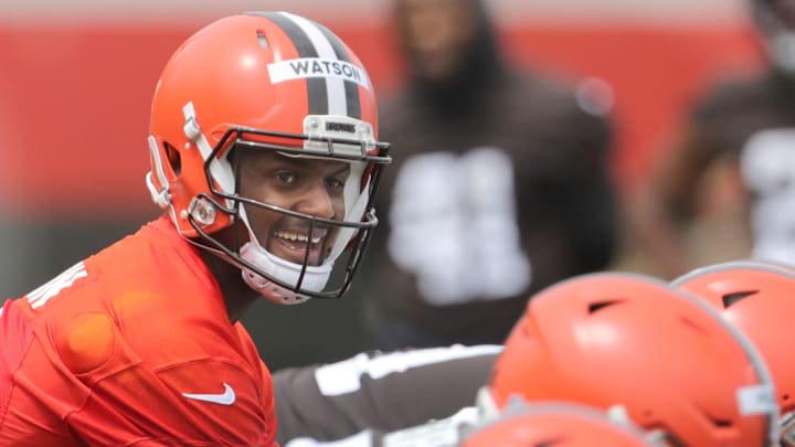 Deshaun Watson unveiled a change at Browns practice on Friday.