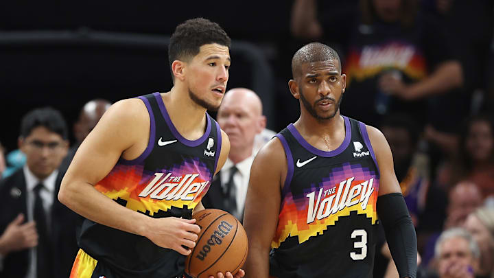 Dallas Mavericks v Phoenix Suns - Game One