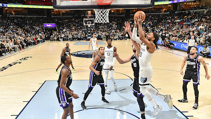 Sacramento Kings v Memphis Grizzlies