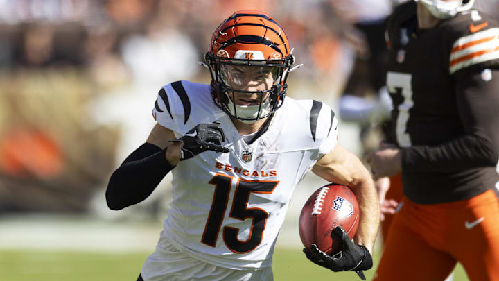 Cincinnati Bengals wide receiver Charlie Jones (15) returns the opening kickoff for a touchdown Cincinnati Bengals wide receiver Charlie Jones (15) returns the opening kickoff for a touchdown