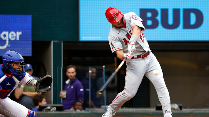 Trout soltó su tercer jonrón de la temporada