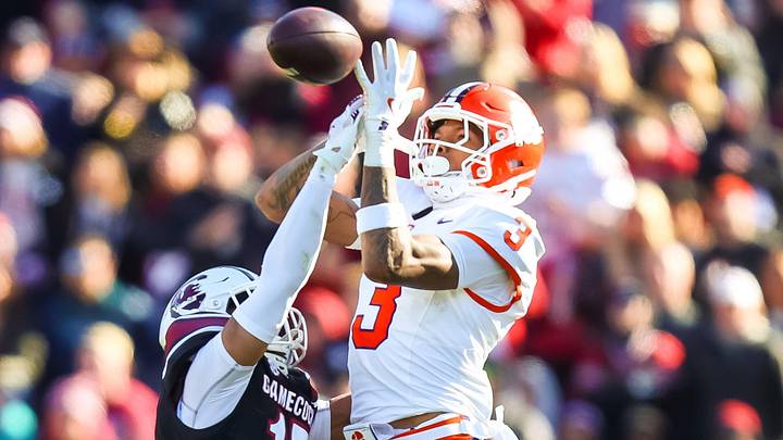 Nov 29, 2025; Columbia, South Carolina, USA; South Carolina Gamecocks cornerback Brandon Cisse (15) breaks up a pass intended for Clemson Tigers wide receiver Tristan Smith (3) in the third quarter at Williams-Brice Stadium. Mandatory Credit: Jeff Blake-Imagn Images Nov 29, 2025; Columbia, South Carolina, USA; South Carolina Gamecocks cornerback Brandon Cisse (15) breaks up a pass intended for Clemson Tigers wide receiver Tristan Smith (3) in the third quarter at Williams-Brice Stadium. Mandatory Credit: Jeff Blake-Imagn Images