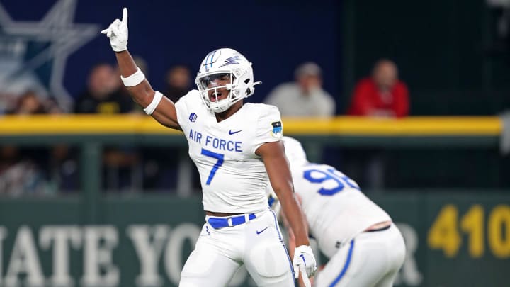 Nov 5, 2022; Arlington, Texas, USA; Air Force Falcons safety Trey Taylor (7) celebrates a sack of Nov 5, 2022; Arlington, Texas, USA; Air Force Falcons safety Trey Taylor (7) celebrates a sack of