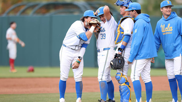 USC v UCLA