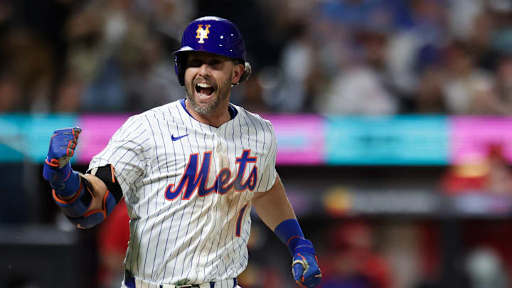 Philadelphia Phillies v New York Mets