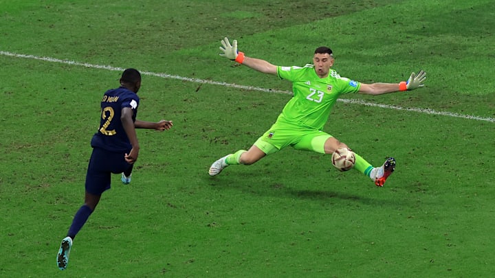 Emiliano Martinez, bourreau des Bleus.