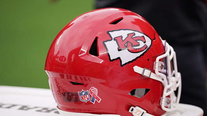 Sep 14, 2025; Kansas City, Missouri, USA; A Kansas City Chiefs helmet is seen during the third quarter of the game between the Kansas City Chiefs and the Philadelphia Eagles at GEHA Field at Arrowhead Stadium. Mandatory Credit: Denny Medley-Imagn Images Sep 14, 2025; Kansas City, Missouri, USA; A Kansas City Chiefs helmet is seen during the third quarter of the game between the Kansas City Chiefs and the Philadelphia Eagles at GEHA Field at Arrowhead Stadium. Mandatory Credit: Denny Medley-Imagn Images