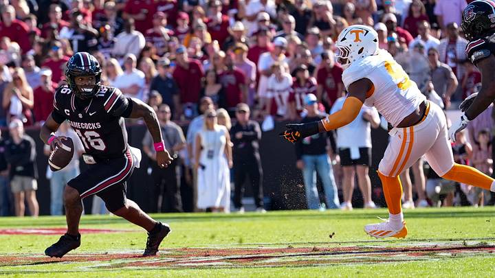 Oct 24, 2026; Columbia, South Carolina, USA; South Carolina Gamecocks quarterback LaNorris Sellers (16) scrambles out of the pocket against the Tennessee Volunteers during the first half at Williams-Brice Stadium. Mandatory Credit: Jim Dedmon-Imagn Images Oct 24, 2026; Columbia, South Carolina, USA; South Carolina Gamecocks quarterback LaNorris Sellers (16) scrambles out of the pocket against the Tennessee Volunteers during the first half at Williams-Brice Stadium. Mandatory Credit: Jim Dedmon-Imagn Images
