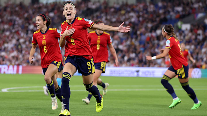 Esther Gonzalez, Aitana Bonmati Esther Gonzalez, Aitana Bonmati