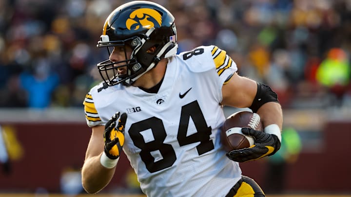 Iowa v Minnesota